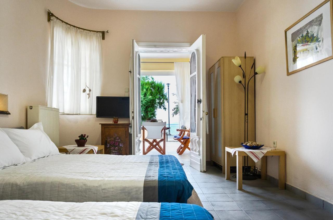 Irene Seafront Apartment Néoi Epivátai Luaran gambar