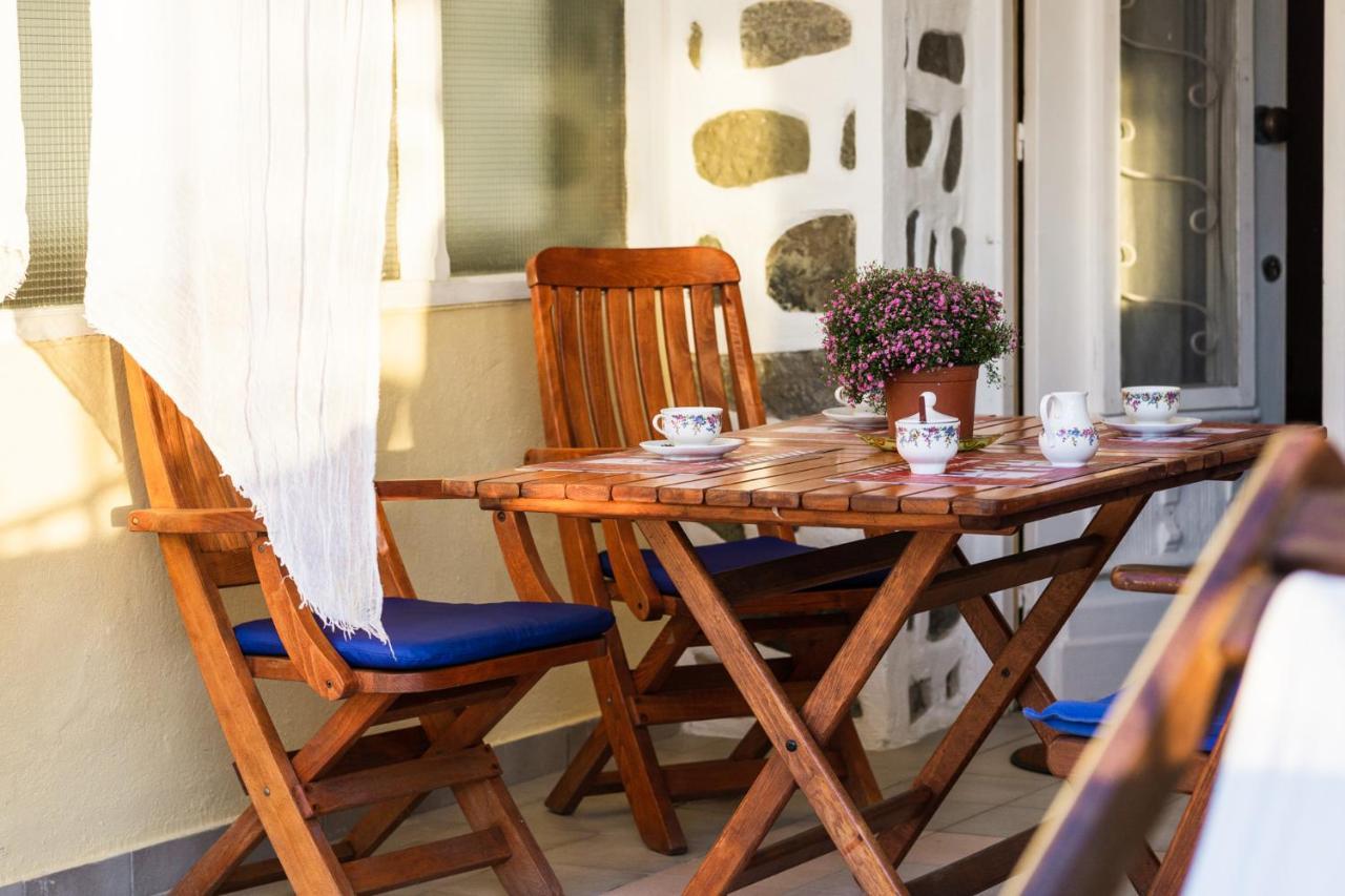 Irene Seafront Apartment Néoi Epivátai Luaran gambar