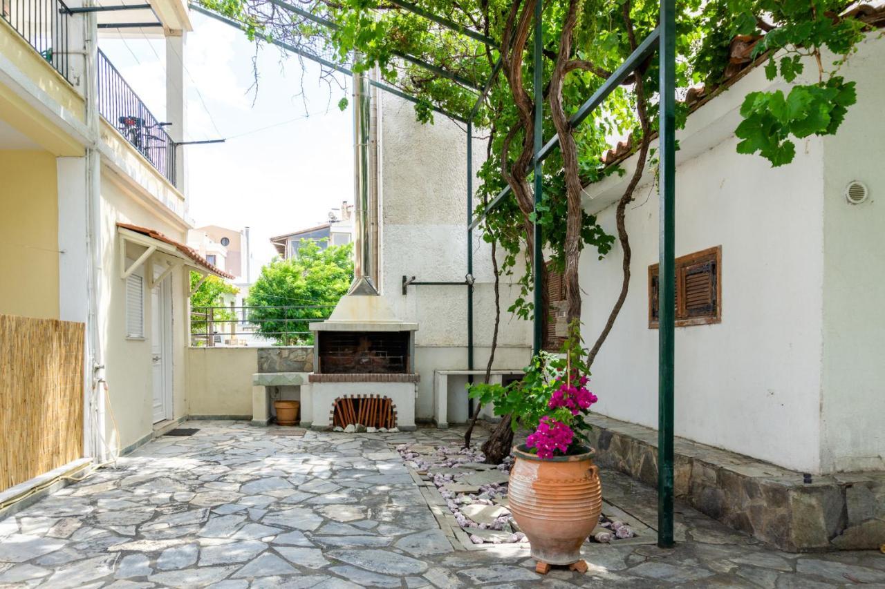 Irene Seafront Apartment Néoi Epivátai Luaran gambar