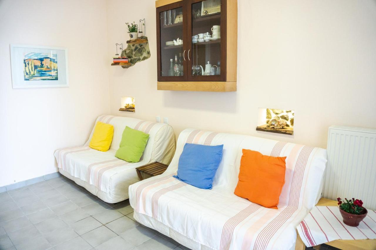 Irene Seafront Apartment Néoi Epivátai Luaran gambar